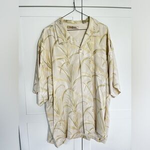 Tommy Bahama Beige Floral Button-Up XXL